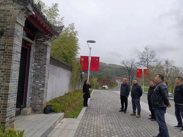 实地开展革命传统教育活动