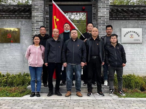 增强党支部凝聚力
